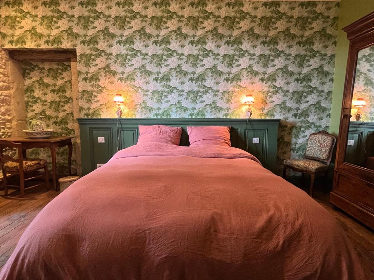 Le Clos Chalmon Chambre D'Hote モンティニャック エクステリア 写真