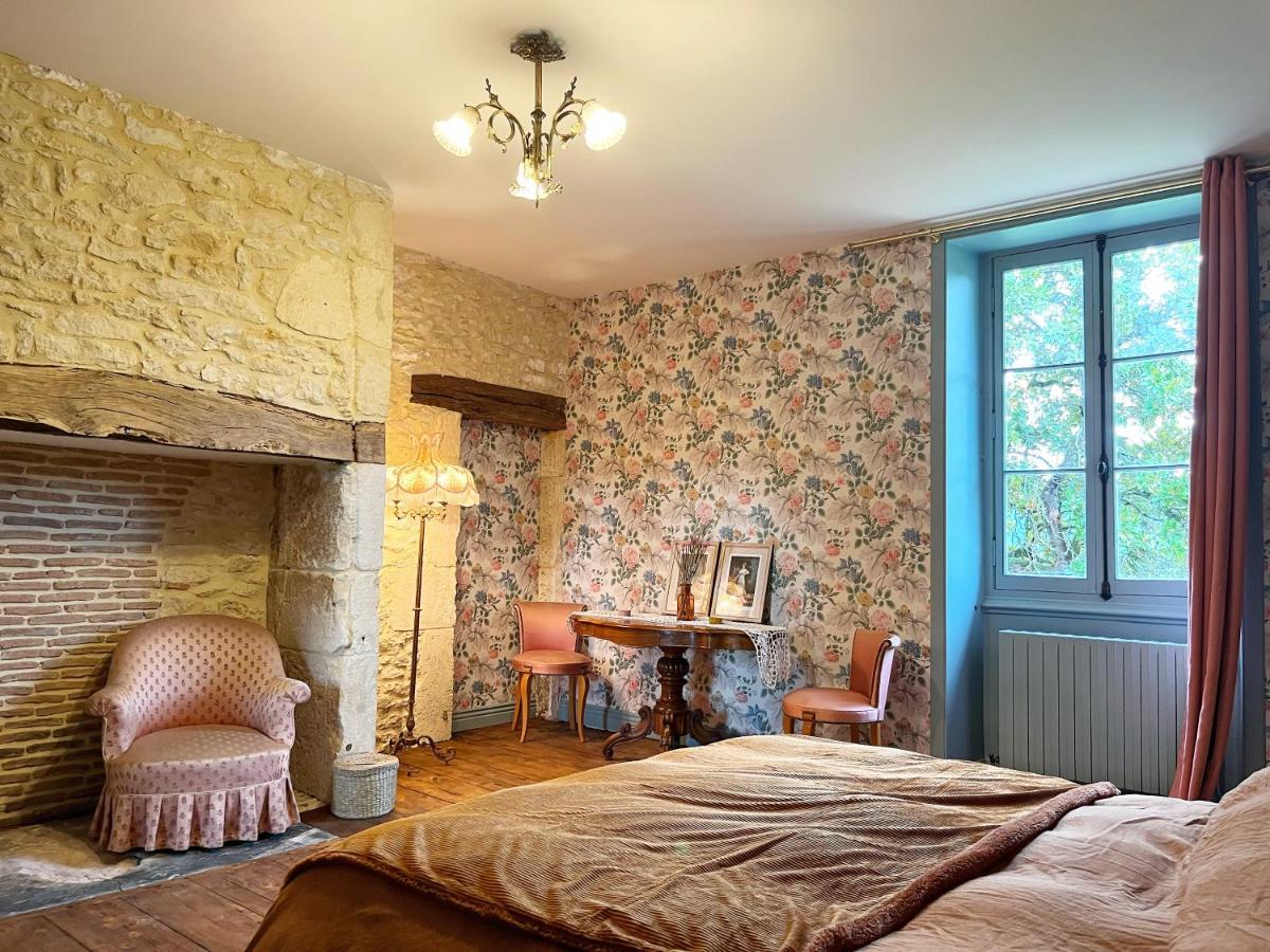 Le Clos Chalmon Chambre D'Hote モンティニャック エクステリア 写真