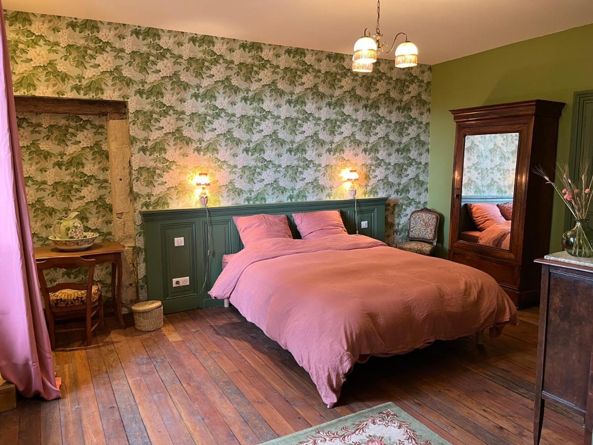 Le Clos Chalmon Chambre D'Hote モンティニャック エクステリア 写真