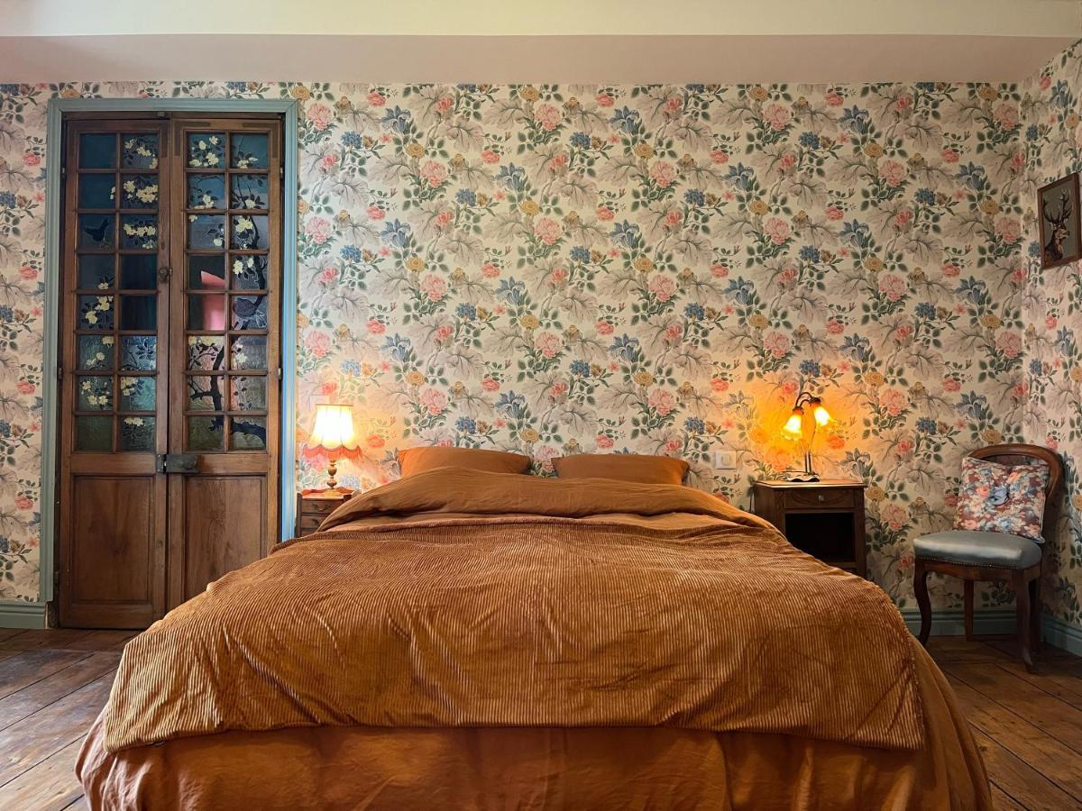 Le Clos Chalmon Chambre D'Hote モンティニャック エクステリア 写真